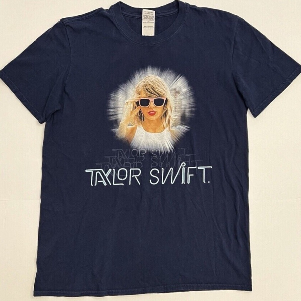 Navy Taylor Swift Graphic T-Shirt